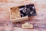 csm-usb-stick-bundle-swivel-wooden-trinket-box-for-photographers-04
